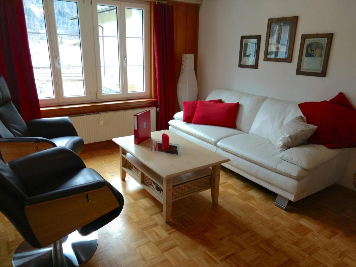 Mountain-Panorama Apartment Meiringen Ngoại thất bức ảnh